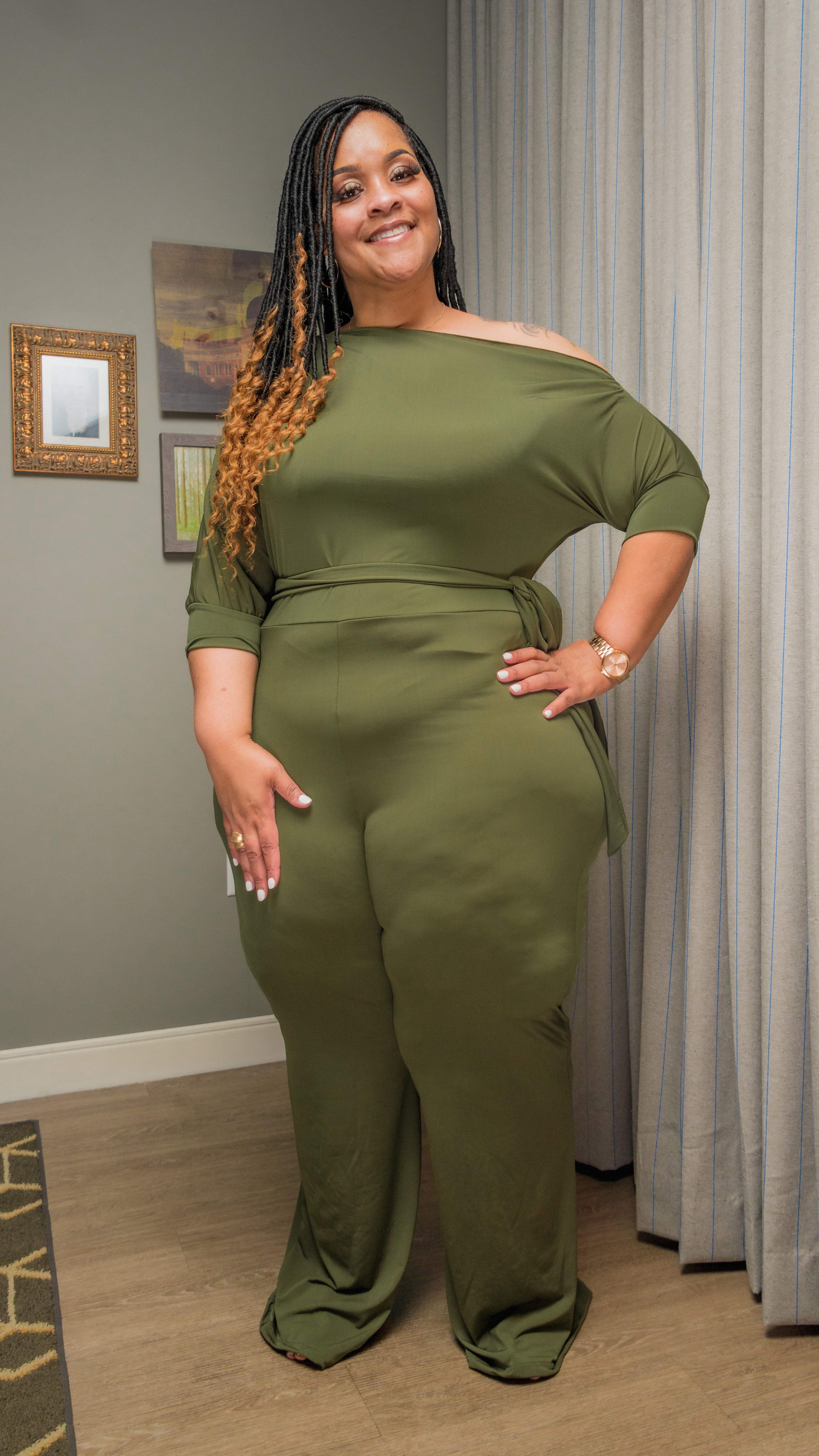 Fashion curvy girl in jumpsuit